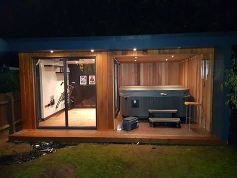 Hot Tub Shelters, Garden Pergolas, Hot Tub House, Hot Tub Room, Hot Tub Patio, Garden Room Ideas, Sauna House, Hot Tub Gazebo, Diy Hot Tub