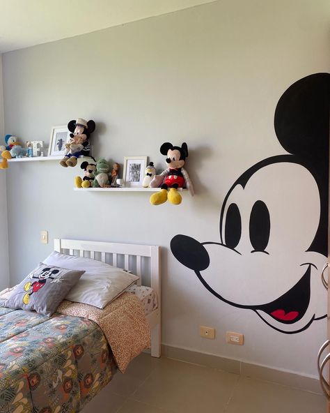 Cricket Bedroom, Mickey Mouse Nursery, Mickey Mouse Room, Mickey Mouse Bedroom, Mickey Mouse House, Disney Bedrooms, Mickey Baby, Mickey Mouse Theme, Baby Mickey