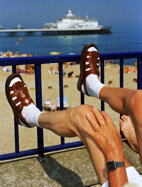 Viviane Sassen, British Seaside, Photographic Projects, Martin Parr, Photographer Portfolio, Documentary Photographers, Magnum Photos, Great British, Documentary Photography