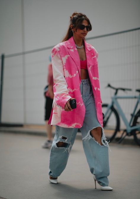 Menswear Street Style, 2024 Fashion Trends, Street Style Edgy, Shield Sunglasses, Style Looks, Haute Couture Fashion, Street Style Chic, Street Style Inspiration, 2024 Fashion