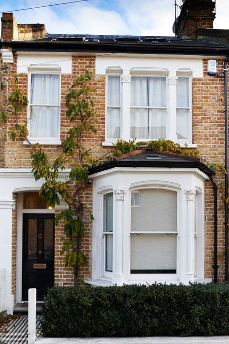 Terraced House Exterior, Exterior Renovation Before And After, Terrace House Exterior, Fasad Design, Exterior House Renovation, Victorian Terrace House, Kitchen Remodel Cost, Home Remodeling Diy, Exterior Renovation