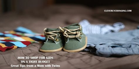 Tips for Parents on How to Shop for Kids Clothes on a Budget Baby Tech, Moda Floral, Hipster Babies, Sensory Bin, Foster Care, Having A Baby, Getting Pregnant, Toddler Shoes, New Moms