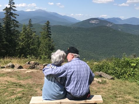 Cute Old Couples, Older Couple, Sunday Kind Of Love, Old Couple, Elderly Couples, Growing Old Together, Old Couples, My Kind Of Love, Doing Nothing