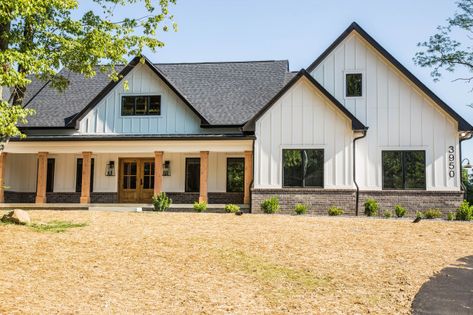 Modern Farmhouse with a Rustic Edge - Farmhouse - Exterior - Indianapolis - by Duke Homes, Inc. | Houzz Industrial Farmhouse Exterior, Modern Farmhouse Trim, Modern Farmhouse Ranch Exterior, Deck Farmhouse, White Modern Farmhouse Exterior, Exterior Ranch Remodel, Modern Ranch Exterior, Ranch House Floor Plans, Country House Exterior