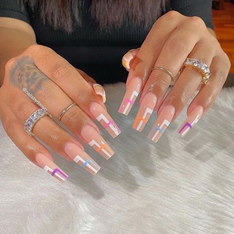 Simple Bling Acrylic Nails, French Tip Long Acrylic Nails, Nails Fire, Nail Design Glitter, Almond Acrylic, Drip Nails, Long Acrylic Nails Coffin, Dots Nails, Nagel Inspo