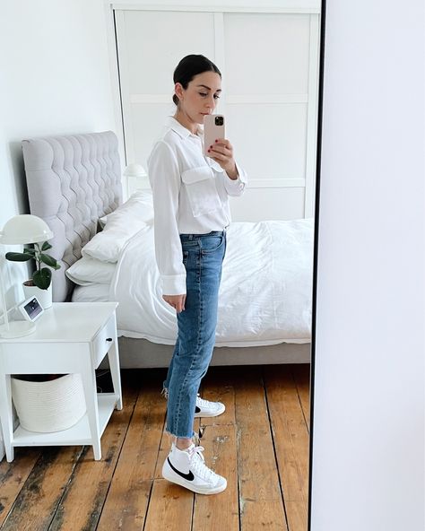 Nike Hightops Outfit, Womens Nike Blazer Mid Outfit, Nike Blazer Outfit Woman, Mid Blazer 77 Outfit, Nike Blazer Mid Outfit, Nike Blazers Outfit Ideas, Outfits With Nike Blazers, Nike Blazer Women, Blazer Outfits Women