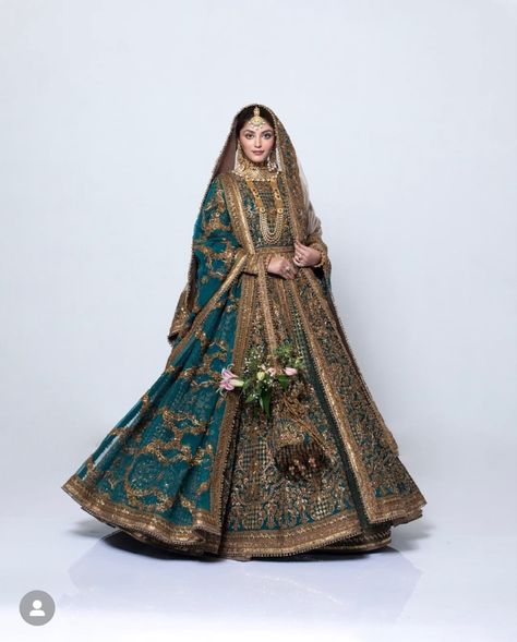 Bridal Dress Ideas Pakistani, Dress Ideas Pakistani, Front Open Anarkali, Bridal Dress Ideas, Wedding Dresses Men Indian, Desi Wedding Dresses, Asian Bridal Dresses, Latest Bridal Dresses, Bridal Dresses Pakistan