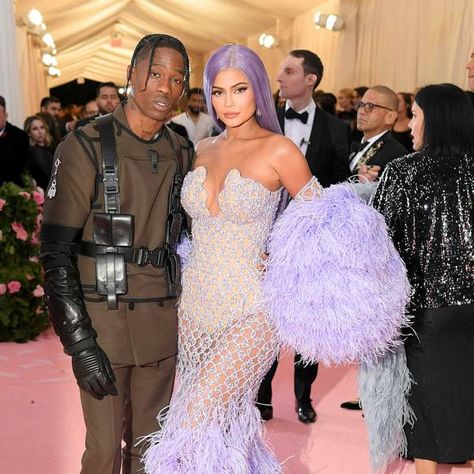 Kylie And Travis Scott, Kylie Jenner Met Gala, Red Carpet Couples, Stile Kylie Jenner, Kylie Travis, Look Kylie Jenner, Looks Kylie Jenner, Trajes Kylie Jenner, Estilo Kylie Jenner