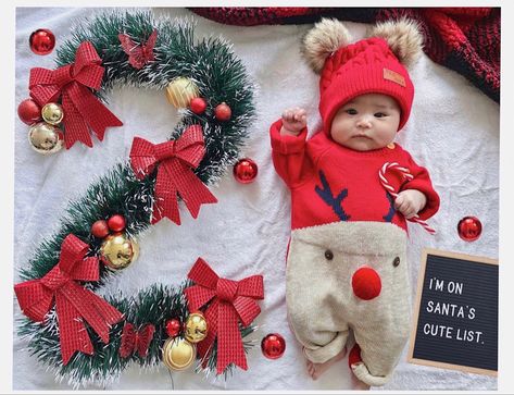 8 Month Baby Photoshoot December, 3 Months Christmas Pictures, Christmas Photoshoot For Newborn, Krismas Baby Photoshoot, Baby Christmas Photography 6 Month, Two Month Old Baby Pictures Christmas, Christmas 1 Month Old Photos, Christmas One Month Photo, Christmas Baby Photoshoot Ideas 3 Months