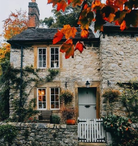 Parwich, Derbyshire Pictures Of England, Fairytale House, Fairytale Cottage, Dream Cottage, Stone Cottage, Cottage Living, Rose Cottage, English Cottage, Stone House