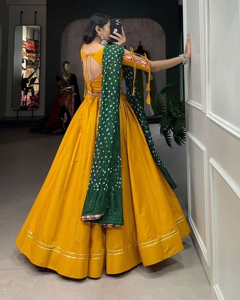 Rate : 1600 #apex__outfit Give yourself quintessential look in navratri by wearing this classic lehenga choli crafted from the finest cotton, adorned with gamthi work blouse ✨ Lehenga(Stitched) : Lehenga Fabric : Pure Cotton Lehenga Work : Plain With Gotta Patti Touch Up Lehenga Waist : Support Up To 42 Lehenga Closer : Drawstring With Heavy Tassels Stitching : Stitched With Canvas And Full Inner Length : 42 Flair : 4 Meter Inner : Micro Cotton Blouse(Stitched) : Blouse Fabric : Pure Cot... Plane Lehenga, Gotta Patti Lehenga, Classic Lehenga, Lehenga Chunni, Gamthi Work, Navratri Lehenga, Online Shopping Sarees, Haldi Outfit, Navratri Dress