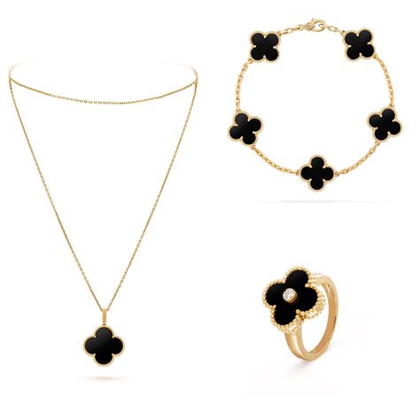 Van Cleef & Arpels Alhambra collection in Onyx #Onyx #vca #vcaalhambra #vcamop #vcajewelry #vancleef #vancleefarpels #magicalhambra #vcamagic Van Cliff Jewelry, Customized Necklace, Jewerly Set, Silver Jewlery, Handbag Essentials, Van Cleef And Arpels, Best Friend Jewelry, Jewellery Sets, Jewelry Fashion Trends