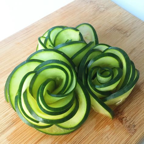 Cucumber Carving, Vegetable Garnish, Cucumber Rose, Cucumber Flower, Garnish Ideas, Red Fall Hair, Veggie Art, Fall Winter Hair Color, Decorações Com Comidas