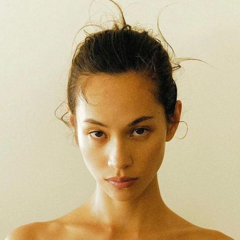 Kiko Mizuhara Makeup, Kiko Mizuhara Instagram, Model Nose, Mizuhara Kiko, Kiko Mizuhara, 얼굴 드로잉, Face Aesthetic, Album Cover Design, Aesthetic People