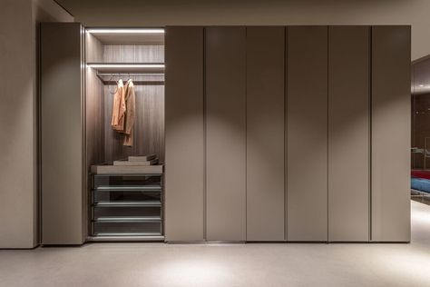 Contemporary Wardrobe Design, Latest Cupboard Designs, Italian Wardrobe, Modern Wardrobe Design, Bedroom Wardrobe Ideas, Bedroom Wardrobe Design, Modern Cupboard, Luxury Wardrobe, Wardrobe Door Designs