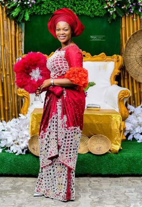 Beautiful red George outfit George Nigerian Styles, Indian George Nigerian Styles, Lace Blouse Styles, Igbo Bride, Nigerian Traditional Wedding, Igbo Wedding, Nigerian Lace Styles Dress, Nigerian Lace Styles, Traditional Weddings