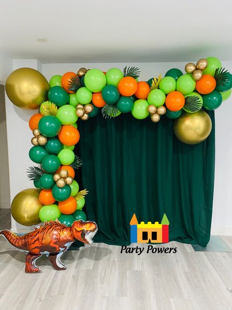 Dinosaur Balloon Backdrop Diy Dino Party, Dino Party Hats, Birthday Party Balloon Arch, Dinosaur Pinata, Party Balloon Arch, Dino Party Decorations, Dino Decorations, Dinosaur Birthday Decorations, Dinosaur Birthday Theme