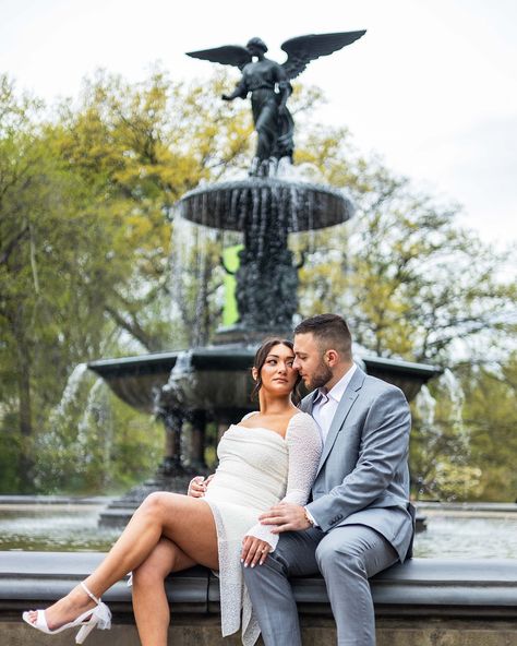 If you want to feel like you’re in another part of the world during your engagement photo shoot…I think the most iconic place to utilize is Central Park. Especially the 3 Arches area and Bethesda Fountain. Hair Stylist: @beautybybolusi_ #nycengagementphotography #nycengagementphotographer #2025brides #2025bride #newlyengagedcouple #engagementshoots #engagementphotoshoot #engagementportraits #engagementshootideas Fountain Couple Pictures, Engagement Photos Fountain, Central Park Engagement Shoot, Engagement Photos Park, Bethesda Fountain, Couple Engagement Pictures, Engagement Photo Shoot, Newly Engaged Couple, Engagement Portraits