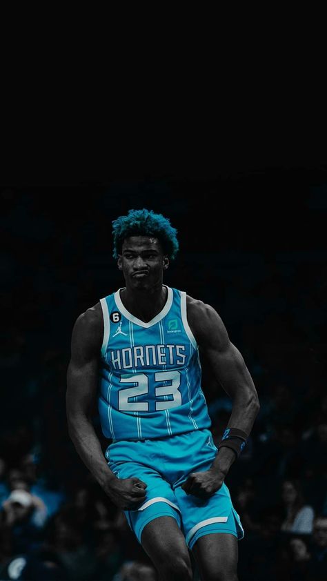 Hornets Basketball, Basketball Background, Basketball Players Nba, All Nba Teams, Basketball Wallpaper, Nba Stars, Charlotte Hornets, Basketball Pictures, Nba Players