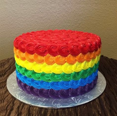 Colorful Birthday Cake Ideas, Rainbow Decorated Cake, Rainbow Cake Buttercream, Rainbow Rosette Cake, Rainbow Cake Birthday, Buttercream Rosettes, 3 Layer Cake, Colorful Birthday Cake, 3 Layer Cakes