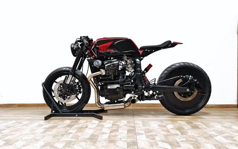 Honda CX500 by Tossa R   Tossa R custom motorcycles & automobiles - Sofia, Bulgaria Honda Cx500 Cafe Racer, Cx500 Custom, Honda Custom, Cx500 Cafe Racer, Black Honda, Honda Cb400, Honda Cx500, Bobber Style, Motorcycle Wallpaper