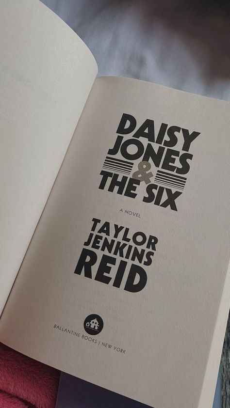 Daisy Jones And The Six Cover, Daisy Jones And The Six Book Cover, Daisy Jones And The Six Book, Billy Dunne, Reading Slump, Daisy Jones And The Six, Rockstar Girlfriend, Rockstar Gf, Daisy Jones