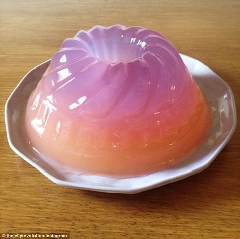 Jiggle jiggle: Two young Australian women are hoping to bring jelly back, creating fun and colourful gelatin desserts and posting pictures on social media Jelly Food Desserts, Jelly Dessert Ideas, Jelly Aesthetic, Dessert Jelly, Gelatin Desserts, Jelly Food, Jello Mold Recipes, Raspberry Jelly, Retro Desserts