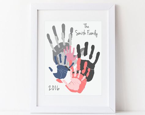 Family Hand Prints, Families Hands, Kids Art Galleries, Smith Family, Hand Prints, The Smith, Baby Footprints, Handprint Art, Family Crafts