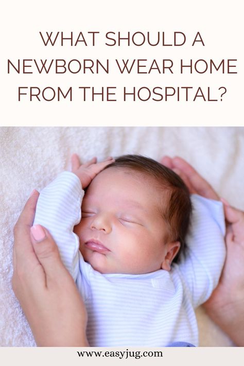 To help you prepare, we've put together a comprehensive guide on choosing the perfect coming home outfit that balances comfort, style, and practicality. From essential clothing items to helpful tips, we've got you covered. Newborn Coming Home Outfit Summer, Dressing A Newborn, Going Home From Hospital, Newborn First Outfit, How To Dress Newborn, Going Home Outfit For Baby, Boy Going Home Outfit, Newborn Going Home Outfit, Newborn Hospital Outfit