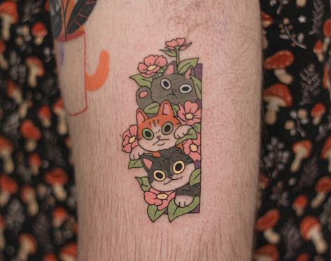 Jojo Tattoo, Cat Tattoo Simple, Cute Cat Tattoo, Mommy Tattoos, Mushroom Tattoos, Handpoke Tattoo, Cat Tattoos, Cat Tattoo Designs, Memorial Tattoos