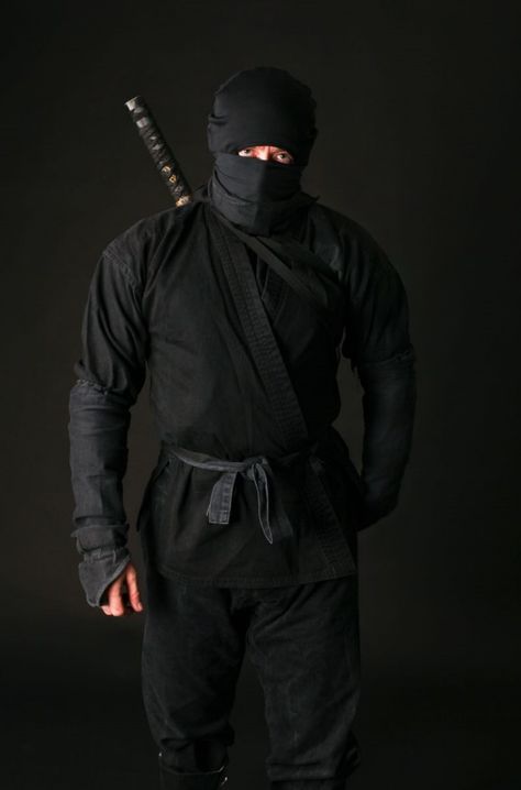 Ninja Tengu Warrior, Ninja Uniform, Suit Reference, Ninja Armor, Ninja Movies, Ninja Suit, Black Ninja, Ronin Samurai, Arte Ninja