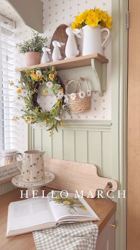 Cottage Style Decor, Cottage Kitchens, Hus Inspiration, Morning Everyone, Spring Easter Decor, Good Morning Everyone, Spring Home Decor, Home Decorating Ideas, Cozy Cottage