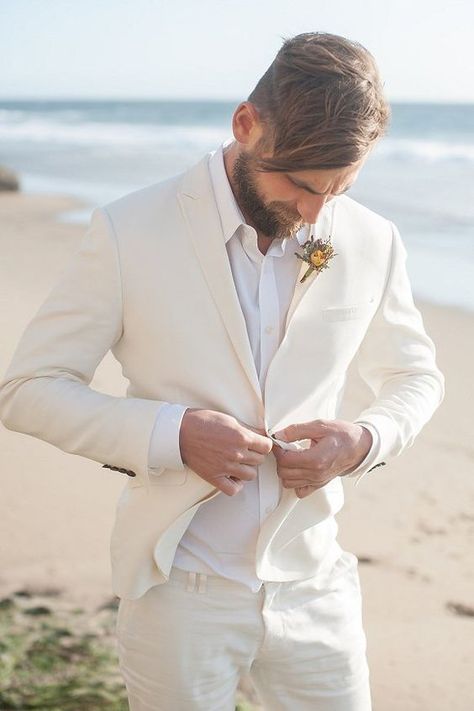 Beach Wedding Groom Attire Ideas / http://www.himisspuff.com/beach-wedding-groom-attire-ideas/6/ Linen Wedding Suit, Beach Wedding Groom Attire, Beach Groom, Linen Suits For Men, Beach Wedding Groom, Beach Wedding Suits, Groom Wedding Attire, Groom Looks, White Suit