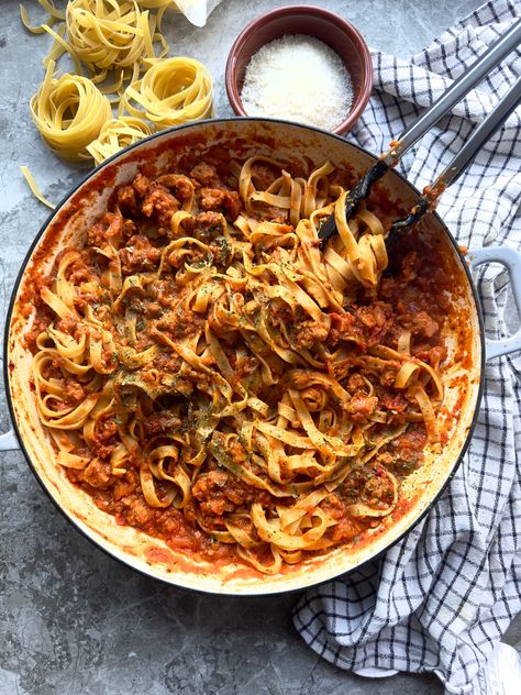 Smoked aubergine ragu tagliatelle Aubergine Ragu, Hot Dinner Ideas, Smoked Aubergine, Soy Chunks, Eggplant Pasta, Tagliatelle Pasta, Ragu Recipe, Burnt Food, Vegan Pasta Recipes