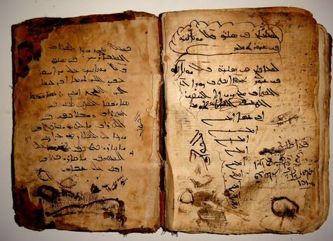 abu dervish: Ancient Manuscript Review 114 : Antique Aramaic Syriac Garshuni Christian Manuscript 1132 C.E Ancient Languages Aesthetic, Ancient Writing Aesthetic, Syriac Language, Old Manuscript, Ancient Manuscripts, Psalms Of David, Ancient Writing, Read Books Online Free, Ancient Languages