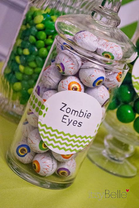 Plants Versus Zombies 6th Birthday Party Plants Versus Zombies, Zombie Halloween Party, Plants Vs Zombies Birthday Party, Plantas Versus Zombies, Zombie Birthday Parties, 6th Birthday Party, Boy Video, Zombie Birthday, Plantas Vs Zombies