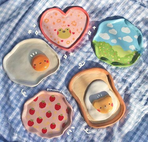 Clay Inspiration Aesthetic, Small Clay Designs, Polymer Clay Dishes, Things Made Of Clay, Clay Cute Ideas, Cute Clay Stuff, Small Clay Art, Small Air Dry Clay Ideas, Useful Clay Ideas