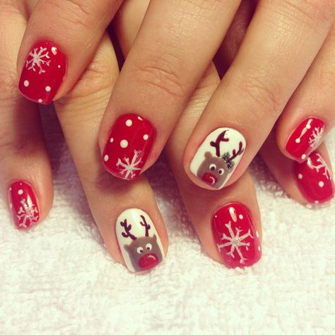 Rudolf Christmas Nails, Christmas Nails Rudolph Red Nose, Kids Christmas Nails Designs, Kid’s Christmas Nails, Girls Christmas Nails Kids, Christmas Nails For Girls Kids, Kid Christmas Nails, Kids Christmas Nail Designs, Christmas Nails Kids