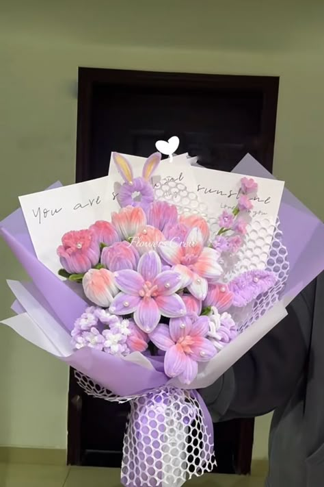 Purple bouquet of lily, tulip, rose, lily of the valley, and hydrangea for her birthday Flowers Paper Craft, Diy Bouquet Wrap, Pipe Cleaner Flowers, Make Paper Flowers, Flower Bouquet Diy, Easy Paper Flowers, Purple Bouquet, Paper Flower Decor, Flower Gift Ideas