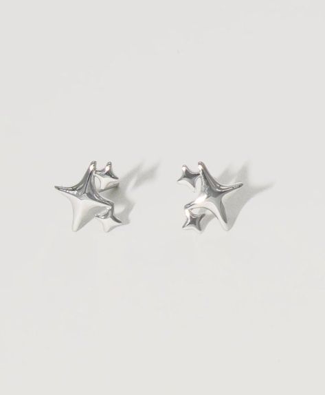 En Route Jewelry, Dope Jewelry, Star Earrings Stud, Silver Sparkle, Funky Jewelry, Star Studs, Girly Jewelry, Jewelry Inspo, Dream Jewelry