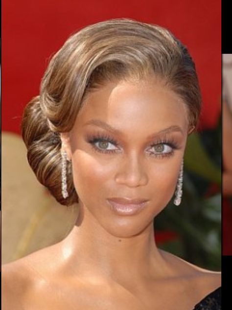 Tyra Banks Updo Ideas, Anne Mcclain, Side Bun, China Anne, Red Carpet Hair, Bridal Hair Updo, Tyra Banks, Hairstyle Look, Penteado Cabelo Curto