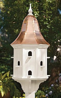 Copper Roof Birdhouse, Birdhouse Mansion, Victorian Birdhouses, Purple Martin House, Cottage Style Furniture, Large Bird Houses, Charleston Gardens, Bluebird House, Garden Birdhouses