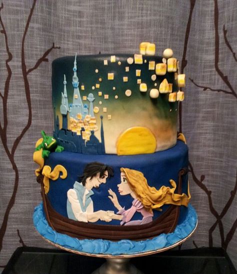 A Birthday cake for a little girl who Loves Tangled!~~Made by  dangirls cakery    ..  https://www.facebook.com/dangirlscakery Tangled Cake, Bolo Rapunzel, Rapunzel Wedding, Rapunzel Cake, Tangled Birthday, Gateaux Cake, Crazy Cakes, Disney Cakes, Princess Cake