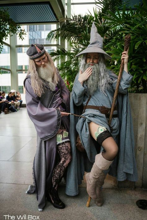 Awesome Cosplay - Imgur Gandalf Cosplay, Deku Cosplay, Gandalf The Grey, Cosplay Tips, Thranduil, Gandalf, Amazing Cosplay, Crazy Girls, Best Cosplay