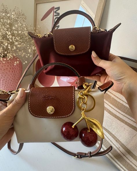 Le Pliage Original Pouch with … curated on LTK Bae Outfits, Longchamp Pouch, Aries Szn, Longchamp Mini Le Pliage, Realistic Wishlist, Wallet Aesthetic, Longchamp Mini, Luxury Stuff, Classy Purses