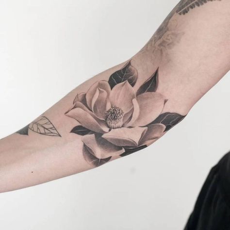 Magnolia Tattoos, Tattoo Black And White, Magnolia Tattoo, Mastectomy Tattoo, Egyptian Tattoo Sleeve, Grey Nature, Southern Magnolia, Inner Forearm, Egyptian Tattoo