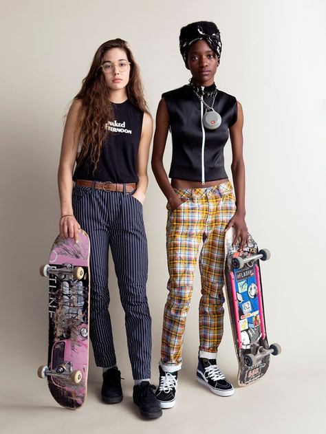 Rachelle Vinberg, Skate Kitchen, Skater Girl Outfits Grunge, Skater Girl Style, Skater Look, Girl Skater, Skater Boys, Vans Outfit, Skate Girl