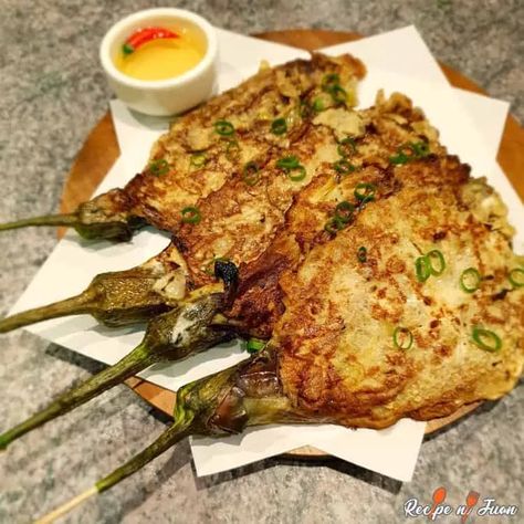 Talong Recipe, Filipino Eggplant, Eggplant Omelette, Pilipino Food Recipe, Phillipino Food, Tortang Talong, Easy Filipino Recipes, Torta Recipe, Tuna Recipe