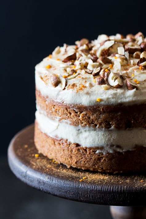 Vegan cashew coconut icing Cashew Cake, Cashew Frosting, Lazy Cat Kitchen, Vegan Carrot Cake, Cat Kitchen, Cake Frosting Recipe, Vegan Carrot Cakes, Cake Vegan, Cashew Cream