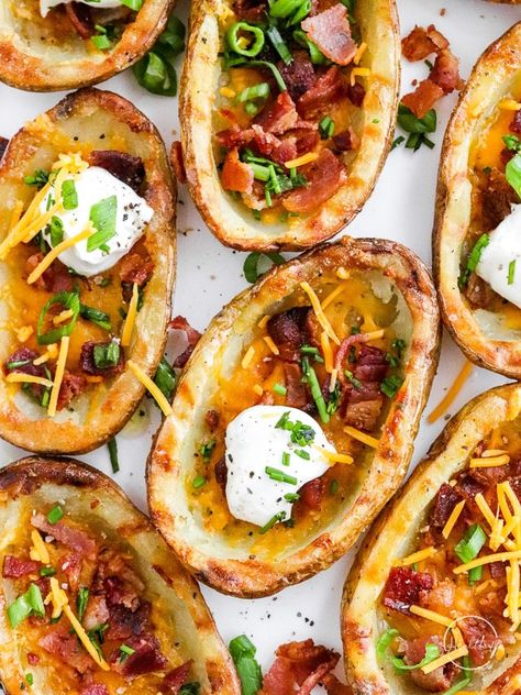 Loaded Potato Skins Recipe, Crispy Potato Skins, Loaded Potato Skins, Potatoe Skins Recipe, Baked Potato Skins, Small Town Woman, Anna Olson, How To Make Potatoes, Potato Skin